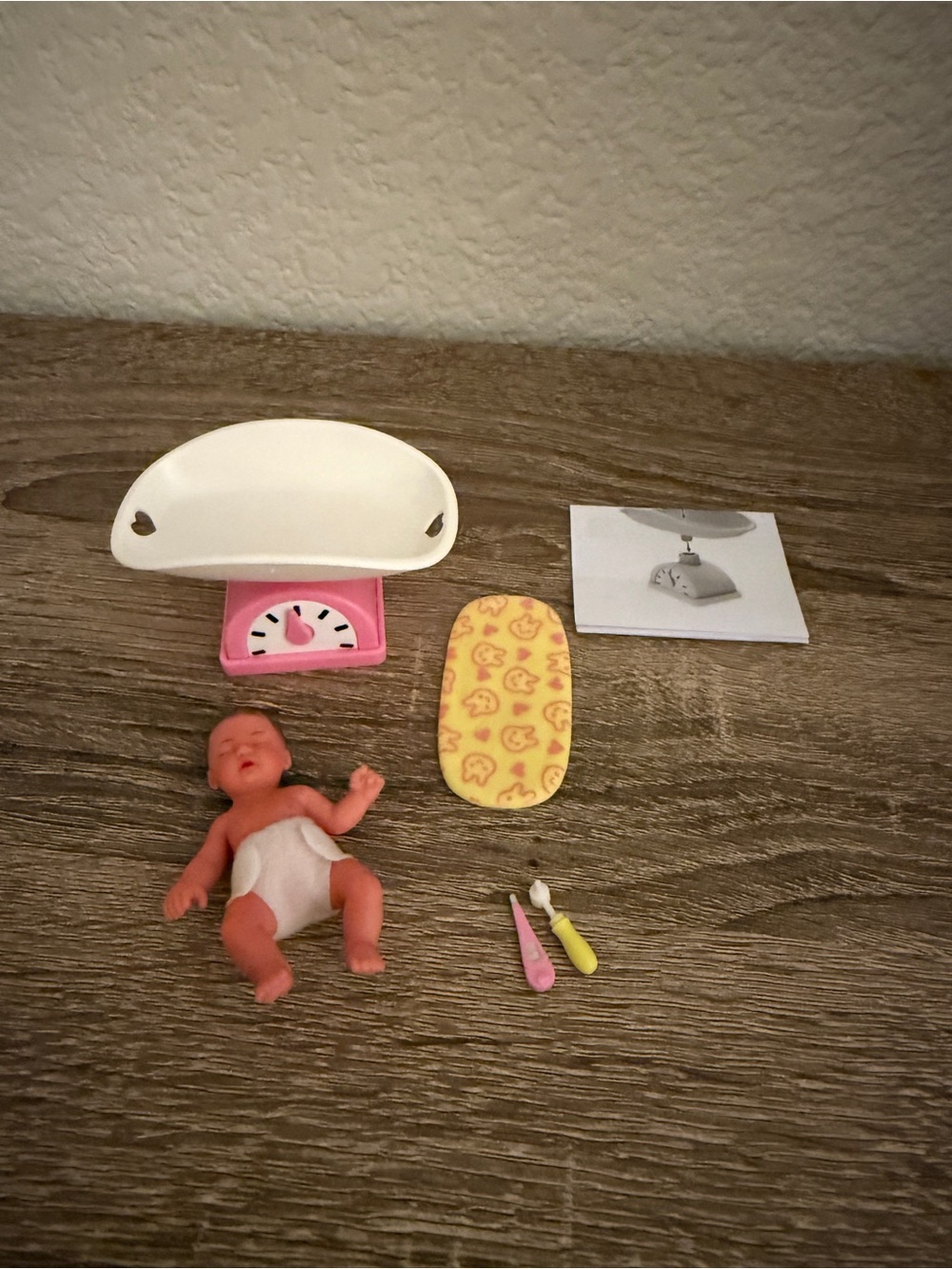 My Mini Baby Series 2 Pink Scale with Baby